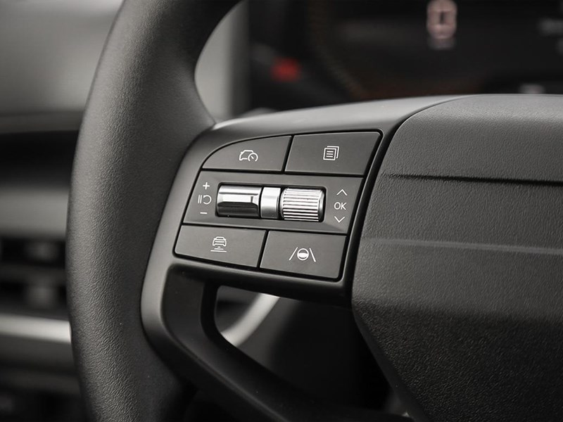 2025 Kia K4 LX FWD