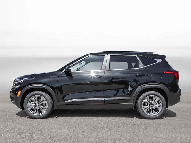 2025 Kia Seltos EX AWD