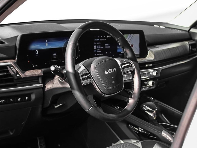 2025 Kia Telluride SX Limited AWD w/Mahogany Interior