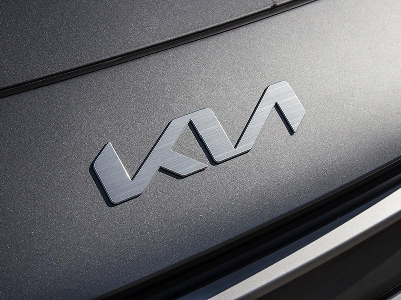 2025 Kia Niro EX FWD