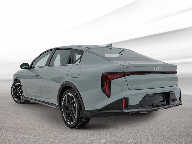2025 Kia K4 GT-Line Turbo FWD