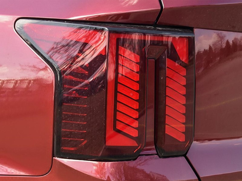 2025 Kia Sorento X-Line AWD