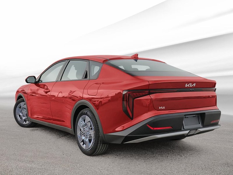 2025 Kia K4 LX FWD