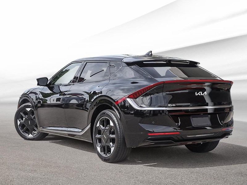 2025 Kia EV6 Land w/Premium Pkg AWD