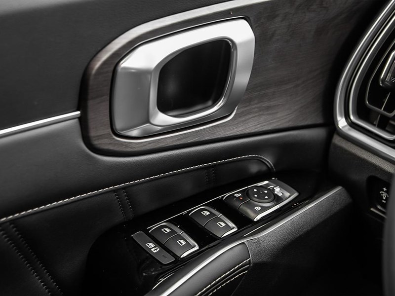 2025 Kia Sorento X-Line AWD