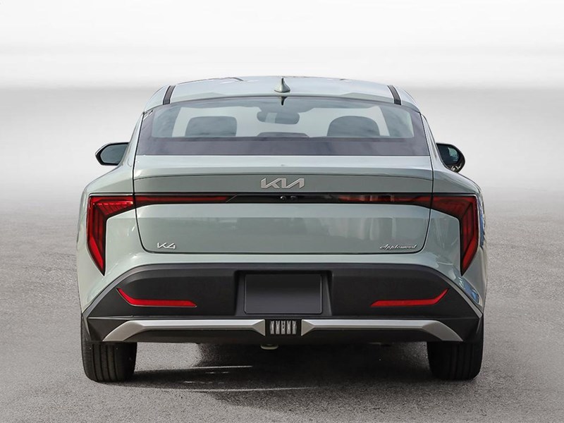 2025 Kia K4 LX FWD