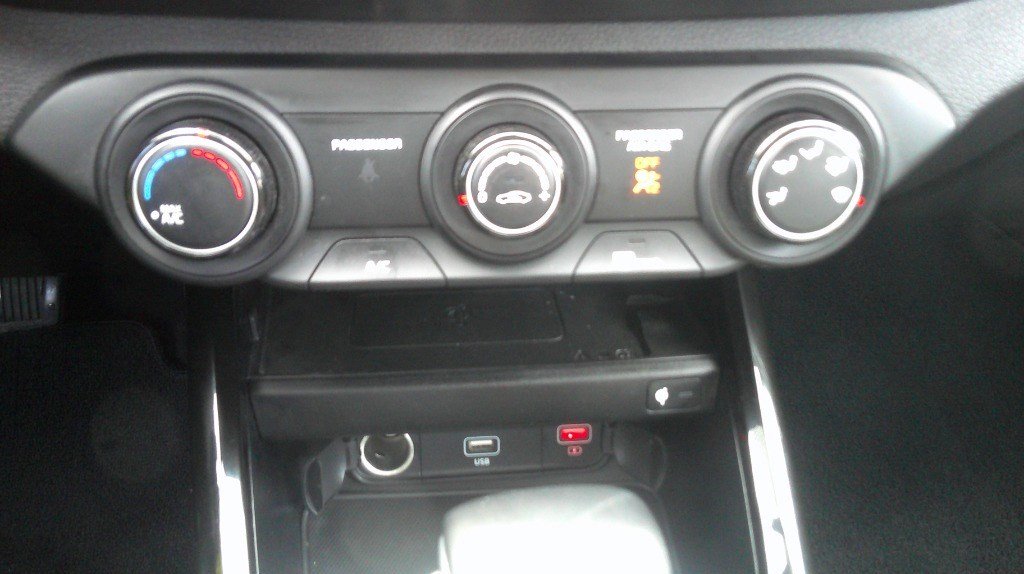2022 Kia Forte EX IVT