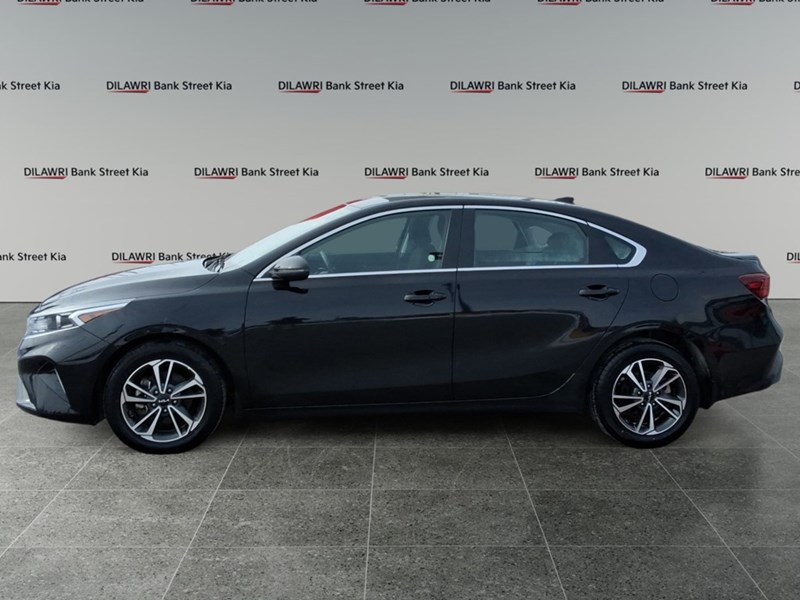 2024 Kia Forte EX IVT