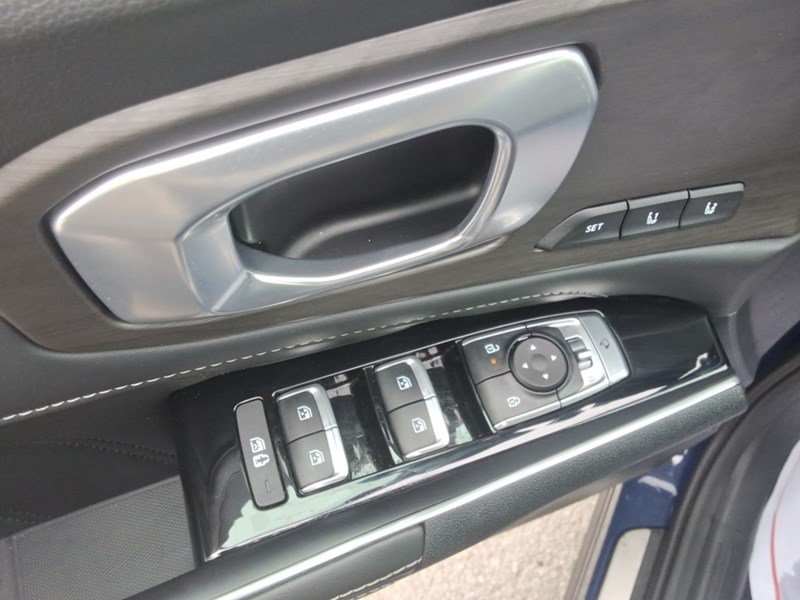 2025 Kia Sorento X-Line Limited AWD w/Black Interior
