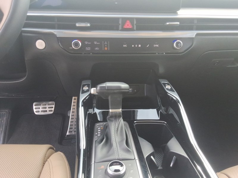 2025 Kia Sorento X-Line Limited AWD w/Olive Brown Interior