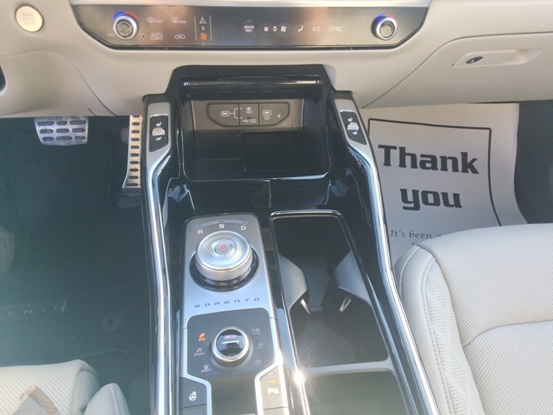 2025 Kia Sorento HEV SX AWD