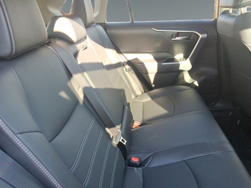 2025 Toyota RAV4 XLE AWD