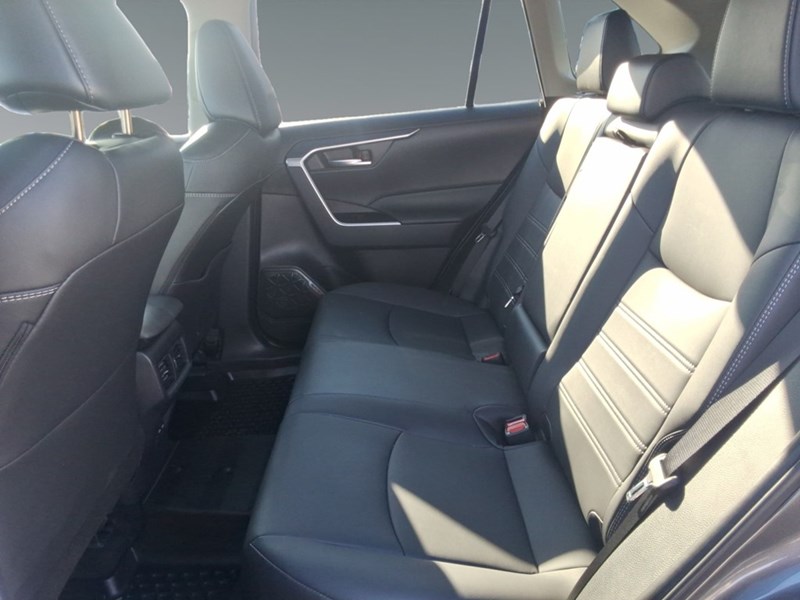 2025 Toyota RAV4 XLE AWD