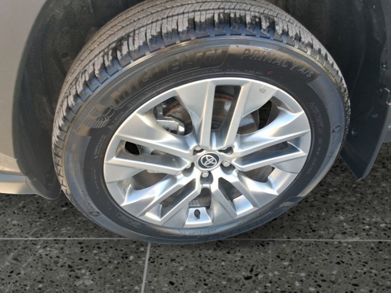 2025 Toyota RAV4 XLE AWD