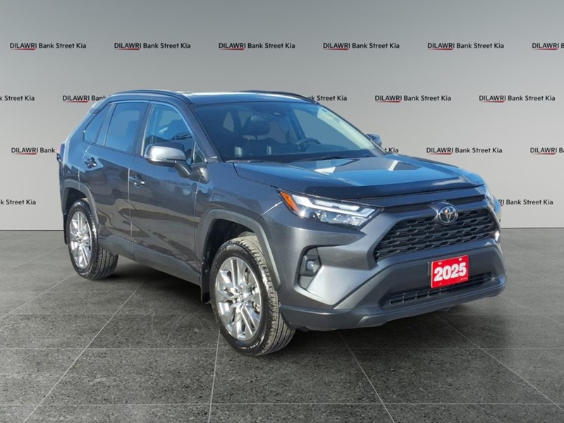 2025 Toyota RAV4 XLE AWD