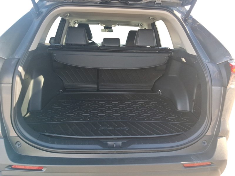 2025 Toyota RAV4 XLE AWD