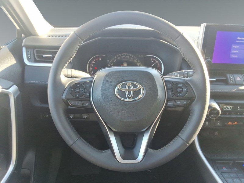 2025 Toyota RAV4 XLE AWD