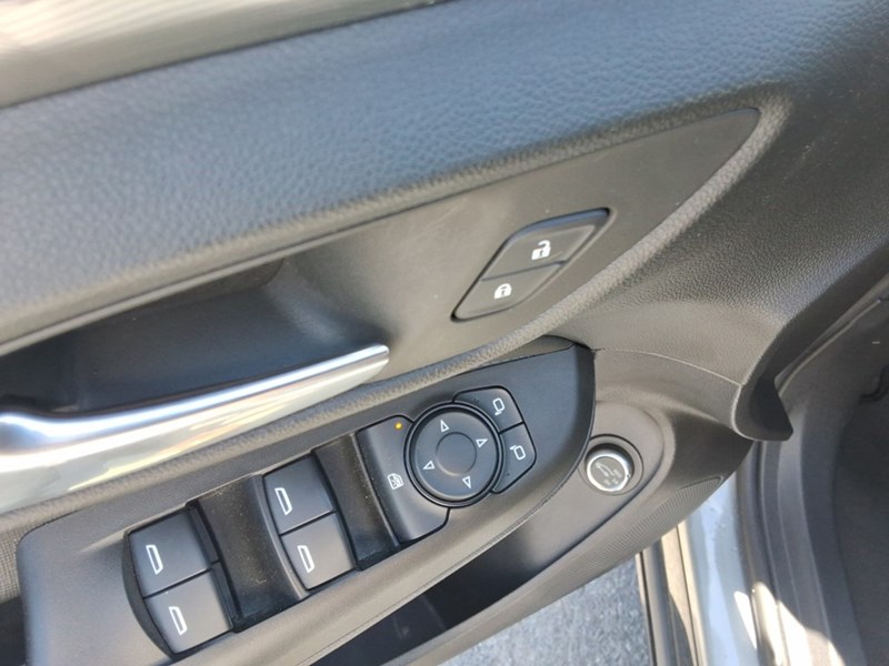 2025 Buick Envista FWD 4dr Sport Touring