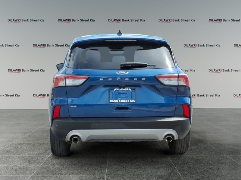 2022 Ford Escape SE FWD