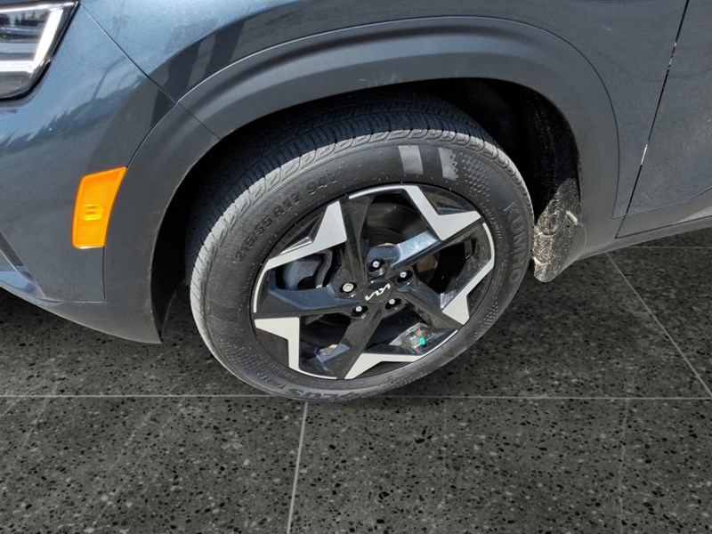 2024 Kia Seltos EX Premium AWD
