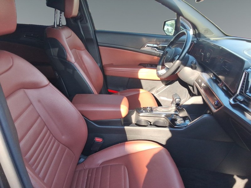 2023 Kia Sportage EX Premium AWD w/Red Interior