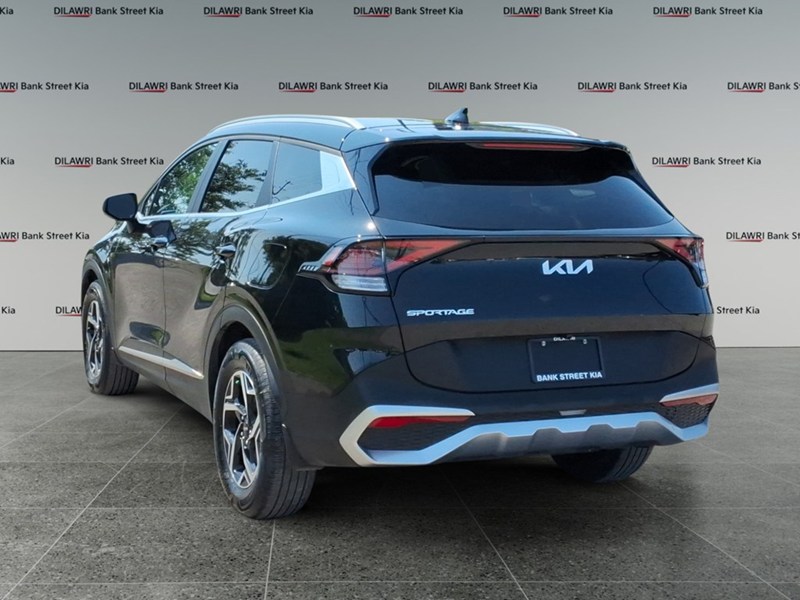 2025 Kia Sportage LX FWD