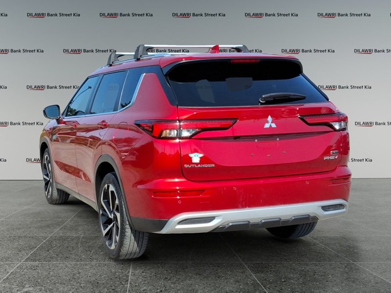 2023 Mitsubishi Outlander Plug-In Hybrid SEL S-AWC
