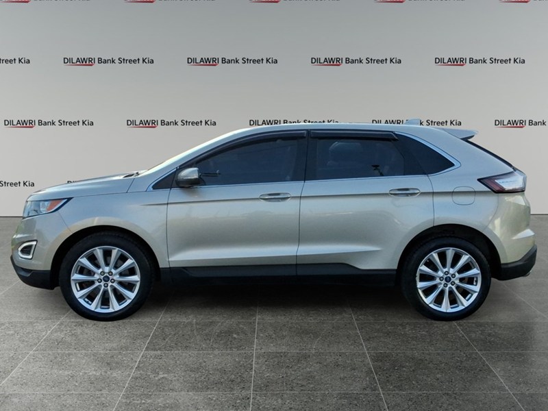 2017 Ford Edge 4dr Titanium AWD
