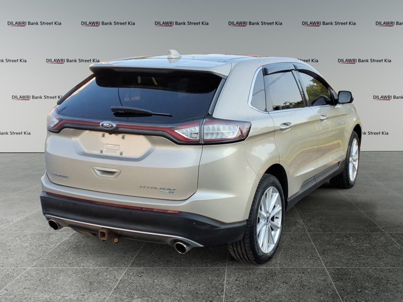 2017 Ford Edge 4dr Titanium AWD