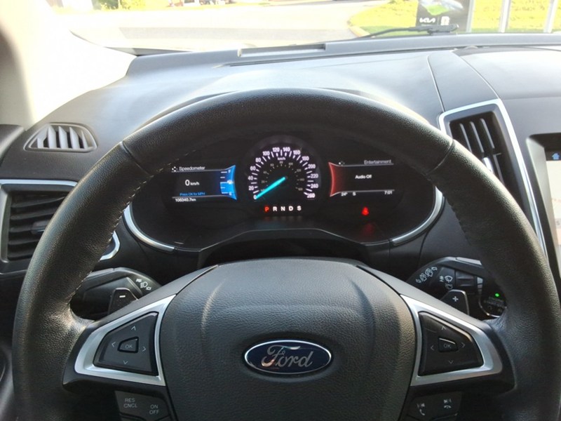 2017 Ford Edge 4dr Titanium AWD