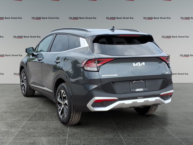 2024 Kia Sportage EX AWD