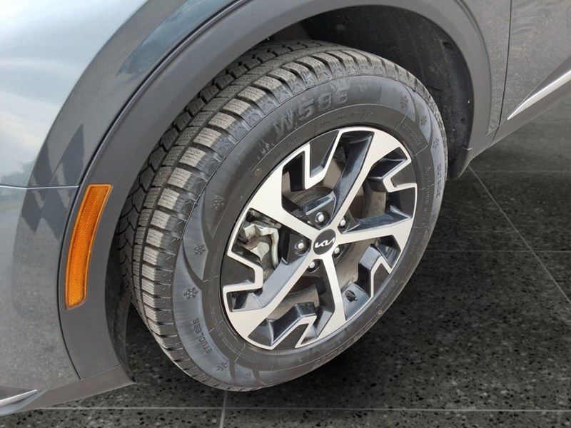 2024 Kia Sportage EX AWD