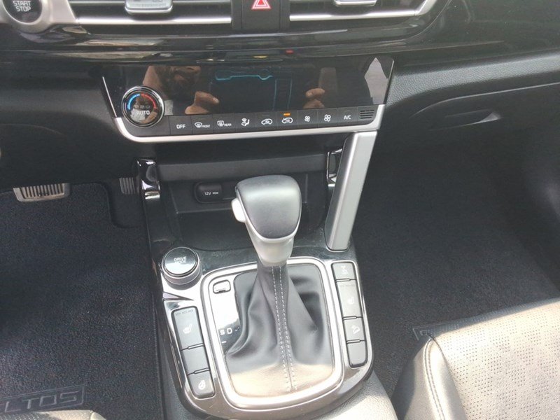 2023 Kia Seltos EX AWD