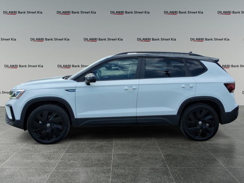 2024 Volkswagen Taos Comfortline Black Edition