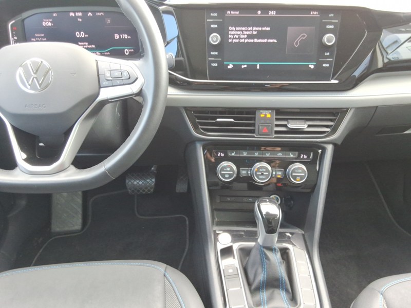 2024 Volkswagen Taos Comfortline Black Edition