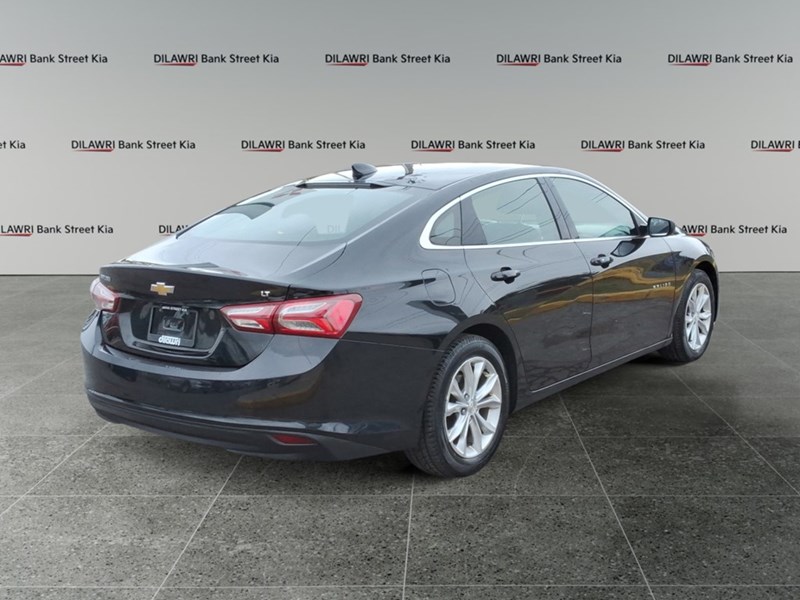 2021 Chevrolet Malibu 4dr Sdn LT