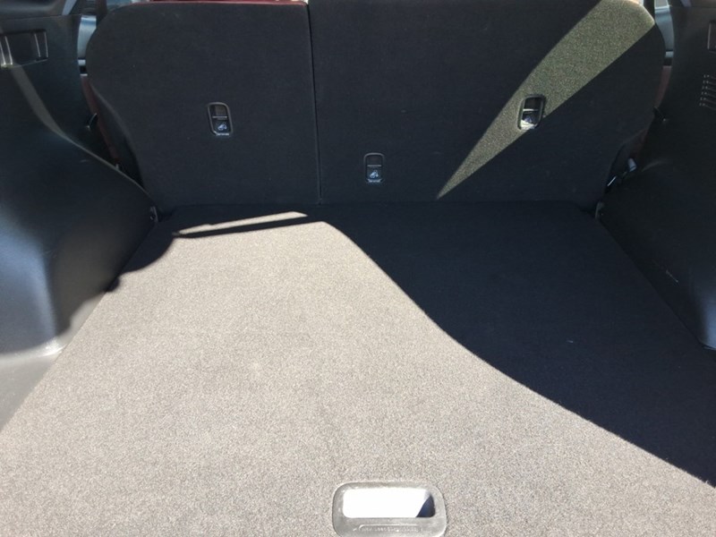 2023 Kia Sportage HEV SX AWD w/Red Interior