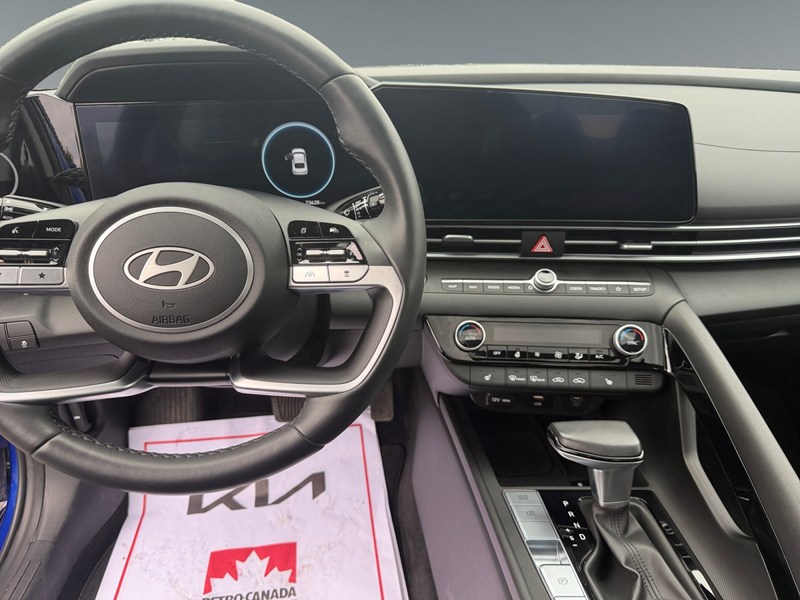 2024 Hyundai Elantra HEV Luxury DCT