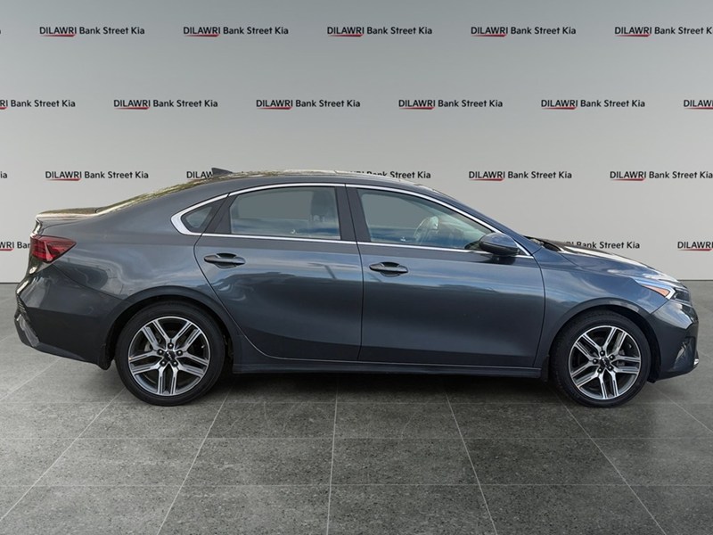 2023 Kia Forte EX Premium IVT