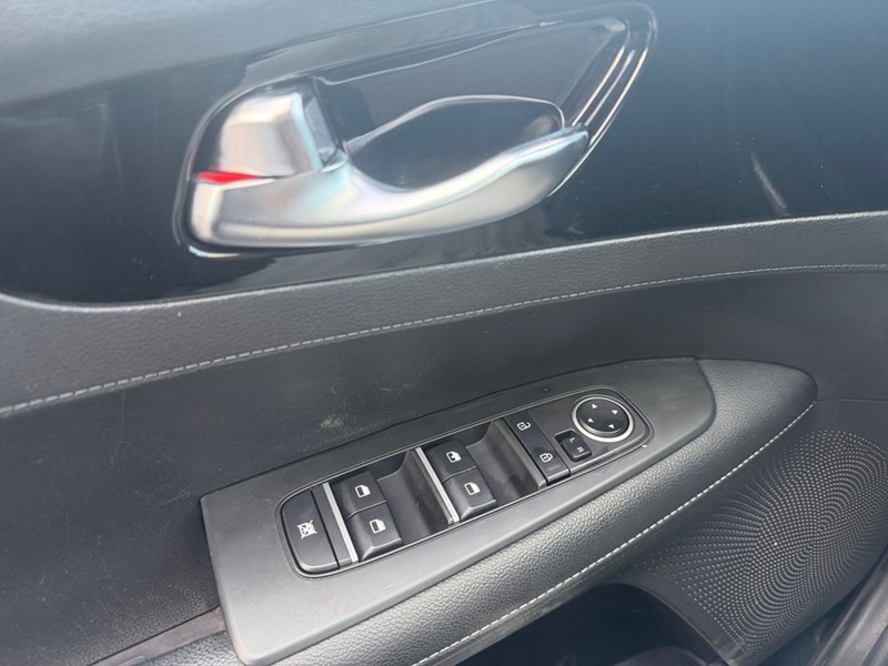 2023 Kia Forte EX Premium IVT