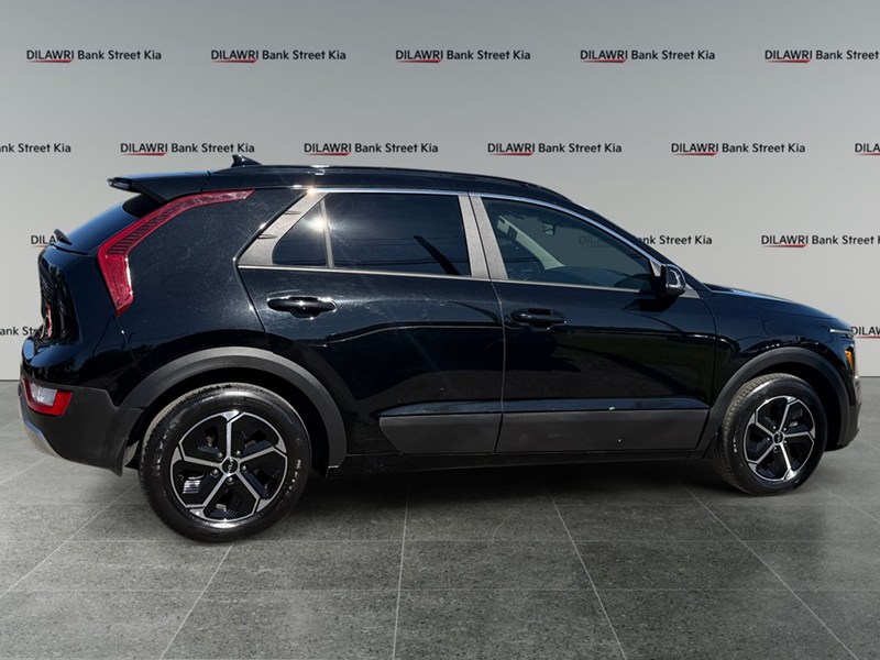 2023 Kia Niro EX Premium FWD