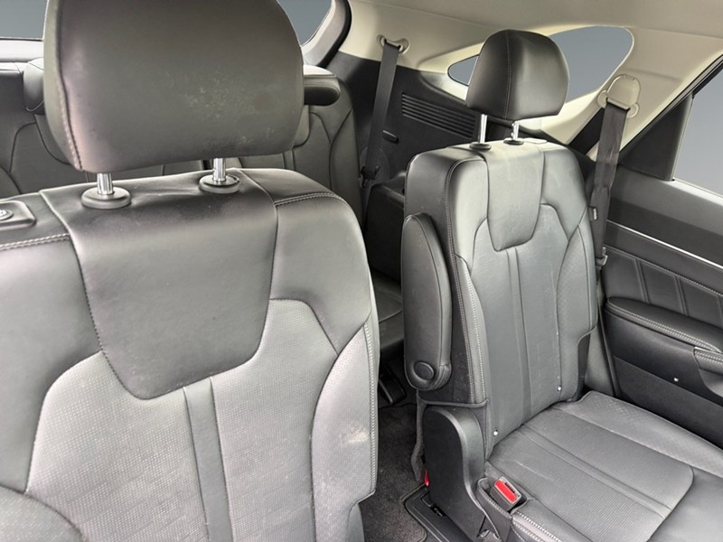 2025 Kia Sorento X-Line AWD