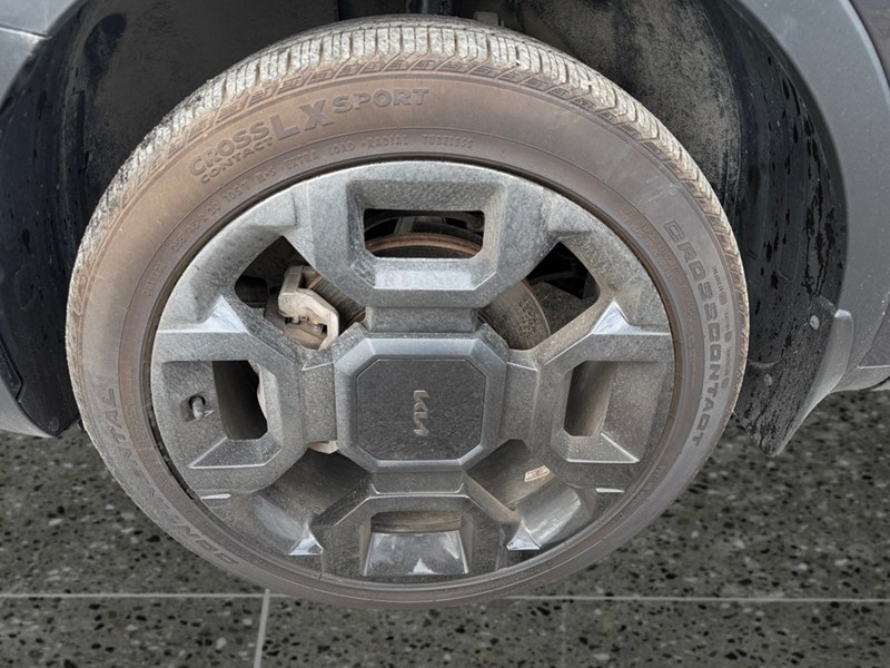 2025 Kia Sorento X-Line AWD