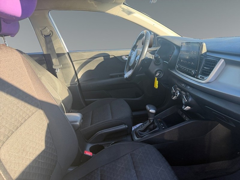 2023 Kia Rio LX Premium IVT