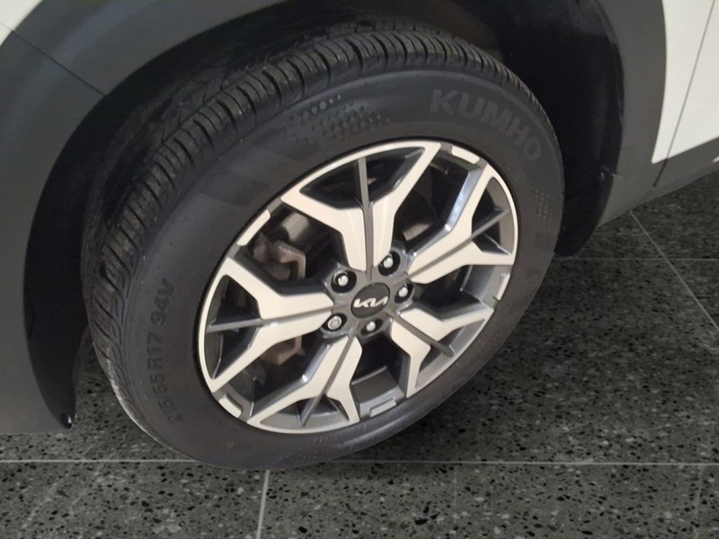 2023 Kia Seltos EX AWD