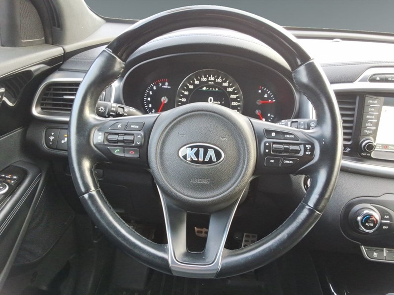 2017 Kia Sorento AWD 4dr SX Turbo