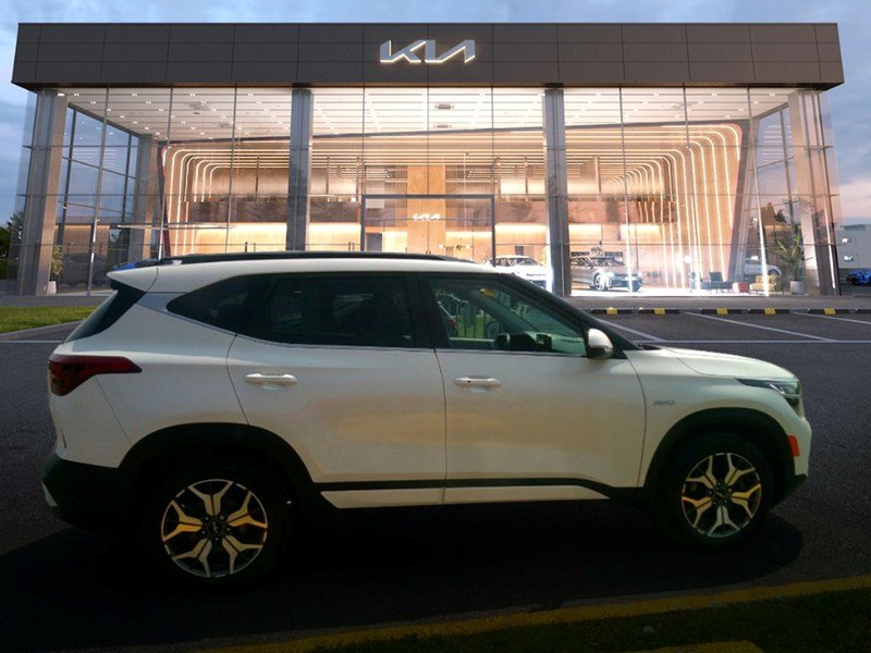 2023 Kia Seltos EX Premium AWD