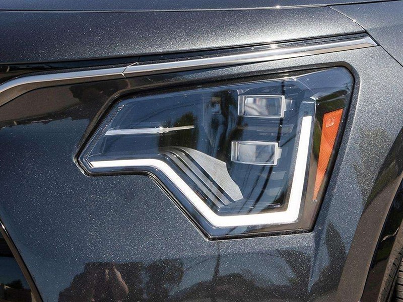 2026 Kia Niro SX