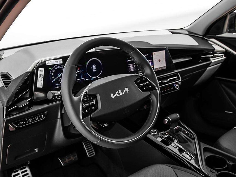 2026 Kia Niro SX