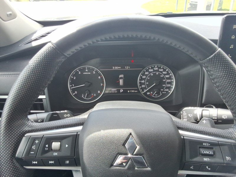2025 Mitsubishi Outlander ES S-AWC